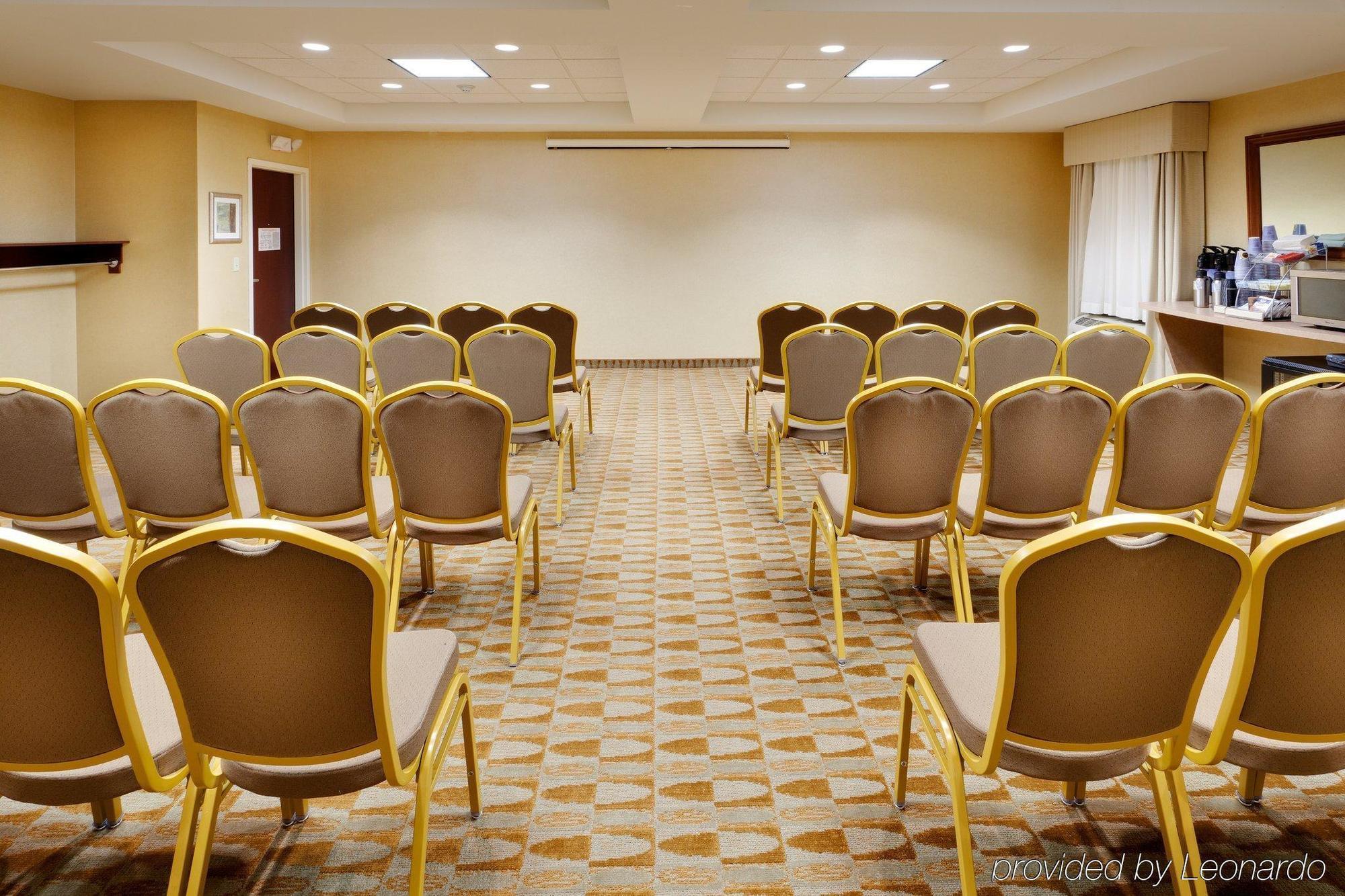 Holiday Inn Express Haskell-Wayne Area By Ihg מתקנים תמונה