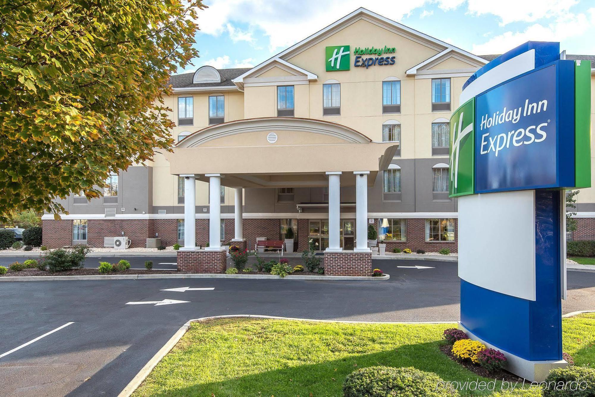 Holiday Inn Express Haskell-Wayne Area By Ihg מראה חיצוני תמונה
